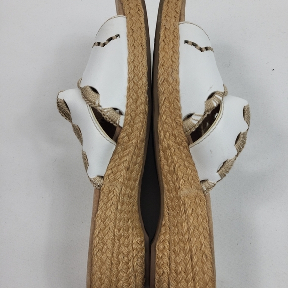 Clarks Artisian White Leather Slides Sandal Wmns 8.5 M Open Toe Wedge Heel Beige - Picture 4 of 9